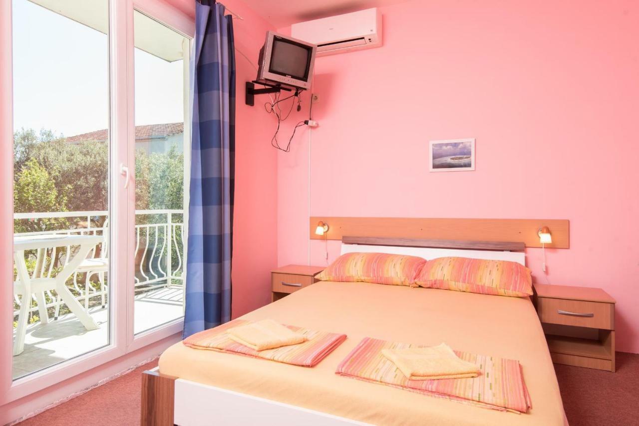 Apartmani Villa Lidija Orebic Bagian luar foto