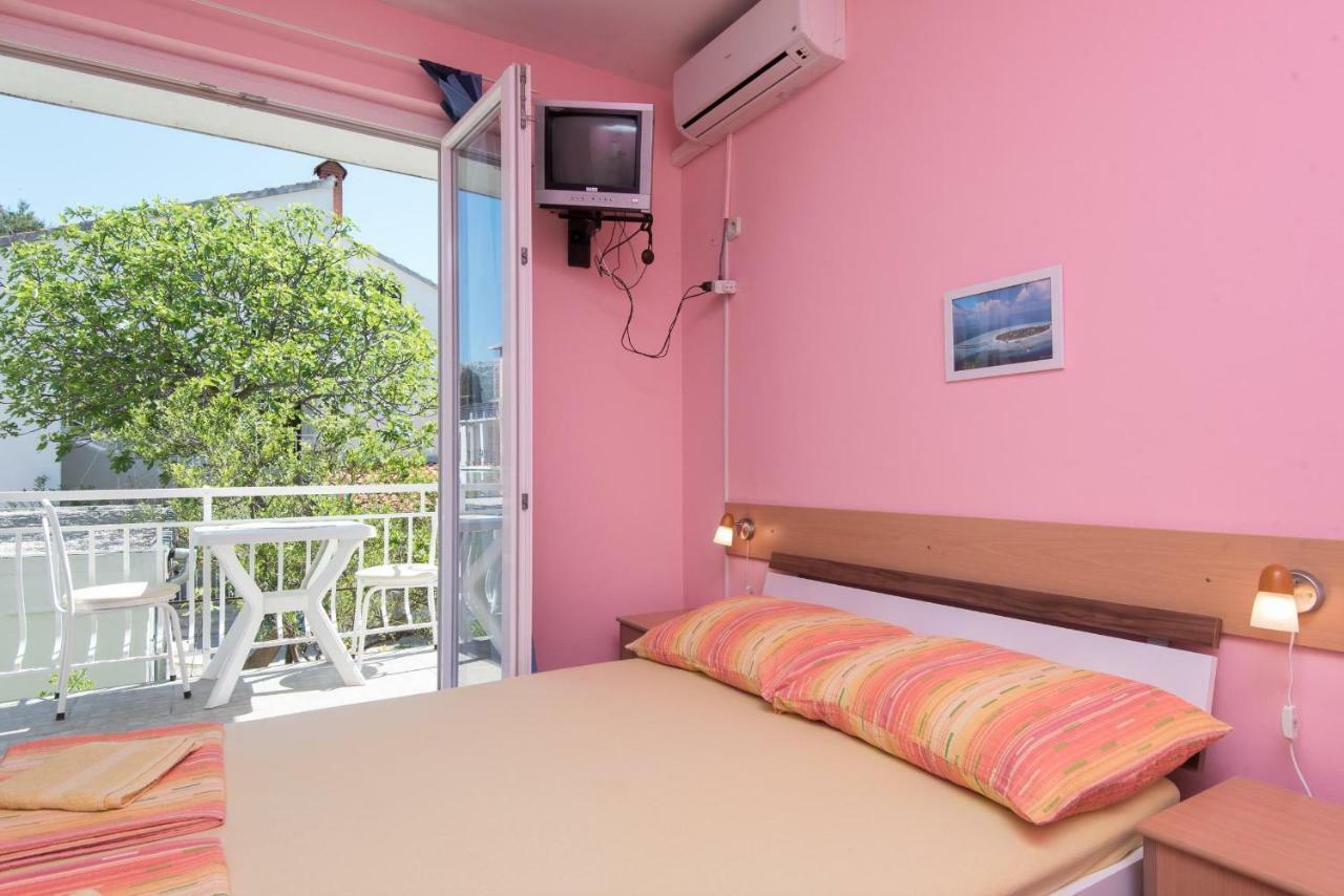 Apartmani Villa Lidija Orebic Bagian luar foto