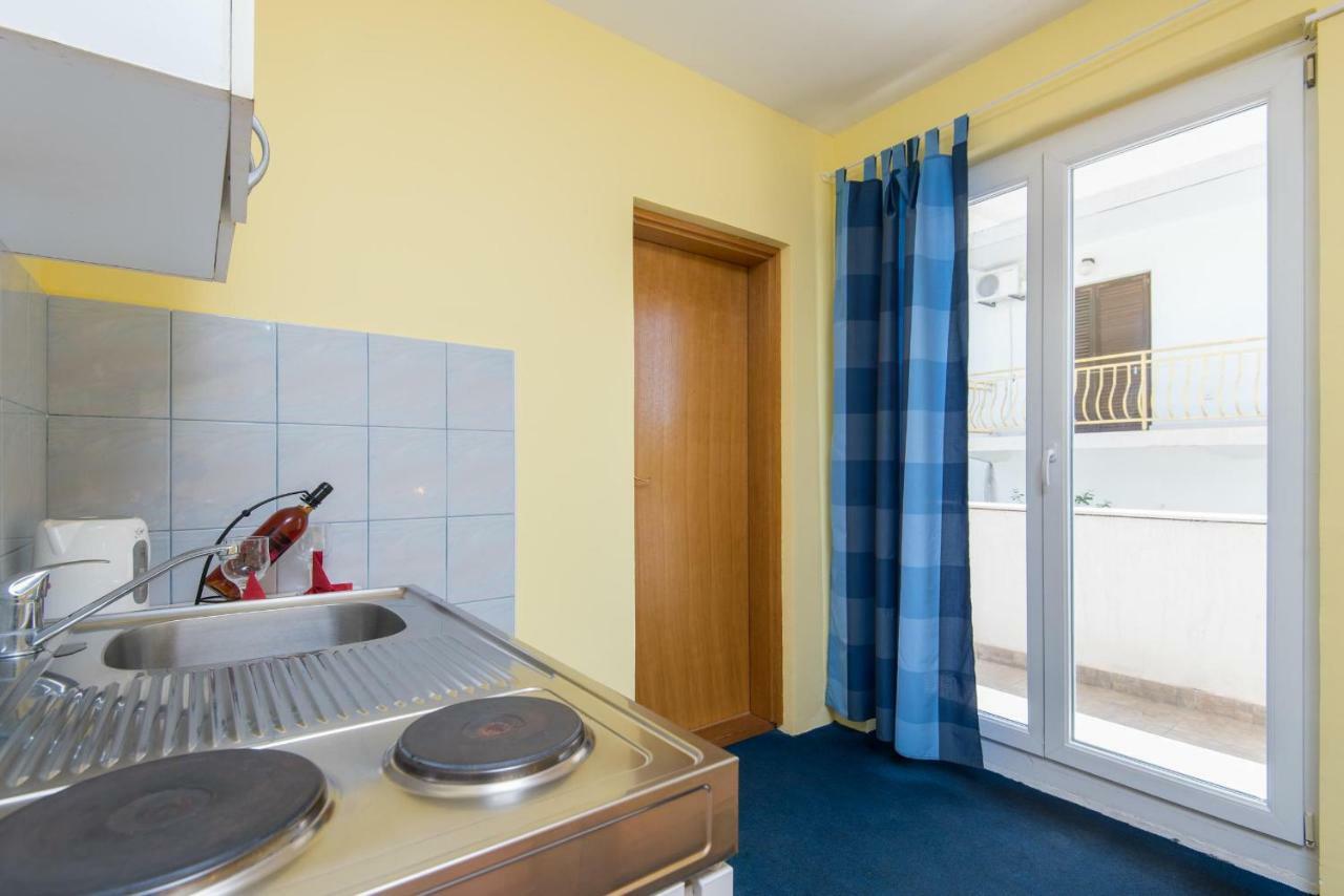 Apartmani Villa Lidija Orebic Bagian luar foto